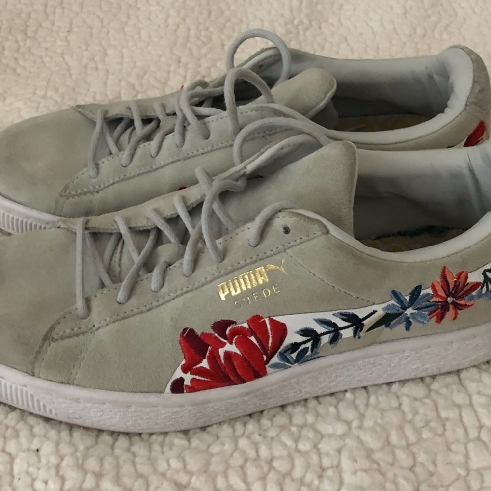 Puma Sneakers - Suede with Floral Size 9.5